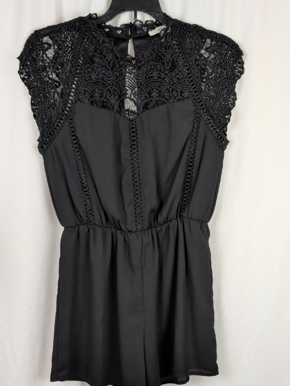 NWOT Francesca's Mi Ami Black Chiffon Lace Mock Neck Romper Size S 🖤